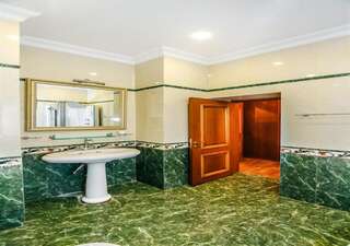 Апартаменты Nizami Cinema Building Amazing by Time Group Баку Апартаменты с 2 спальнями-42