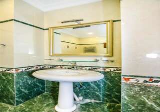 Апартаменты Nizami Cinema Building Amazing by Time Group Баку Апартаменты с 2 спальнями-43